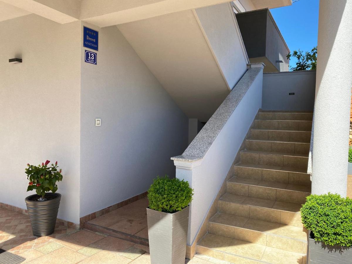 Apartments Nada Sukošan Exterior foto